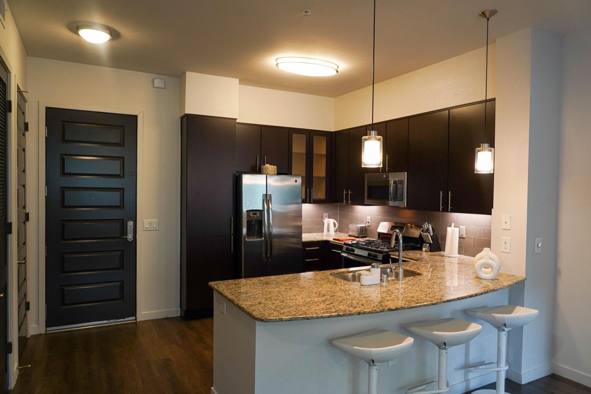 Luxury Designed 2 Bedrooms Part Hotel In Woodland Hills Ca Los Angeles Zewnętrze zdjęcie